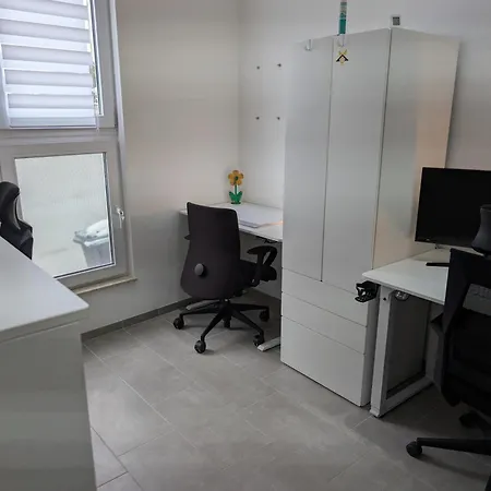 Apartament Mobile Business Unit - Office *